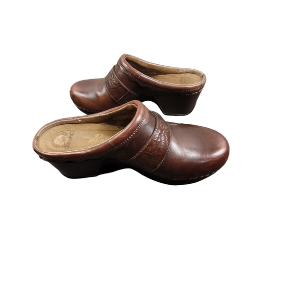 Dansko Ingrid Mule Clog Shoes Womens 39 EU 8.5 Brown Leather Embossed Never Worn - Picture 5 of 15